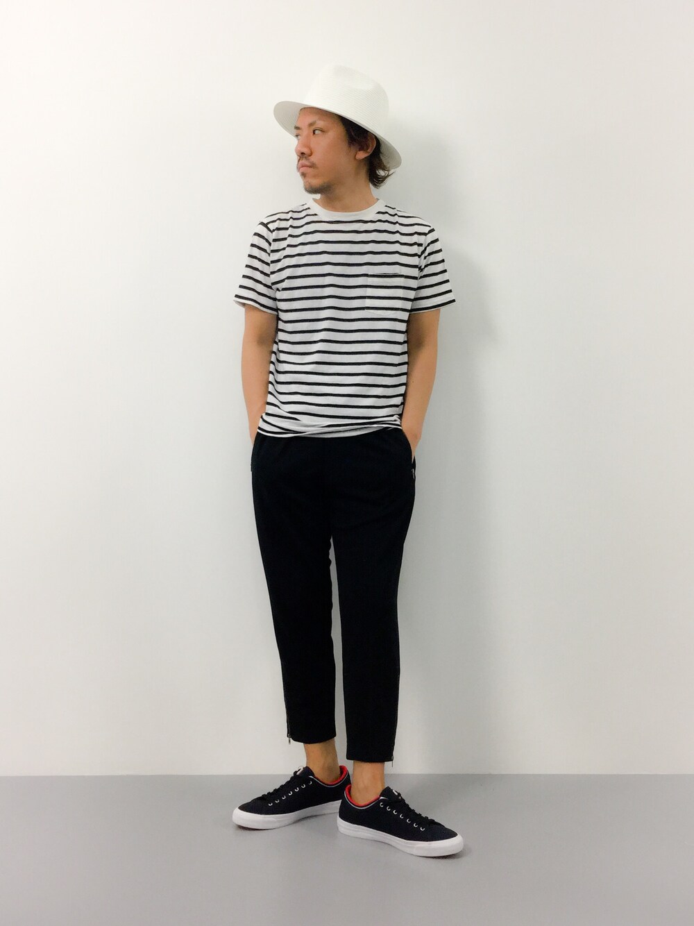 「ボーダー、HARE、FRED PERRY、AZUL by moussy、ペーパーハット」｜「AZUL by moussyのペーパー中折ブレードワイドブリムHAT（ハット、ホワイト系）」を使った、B-chanさん（メンズ・168cm）の夏コーディネートの1枚目の写真