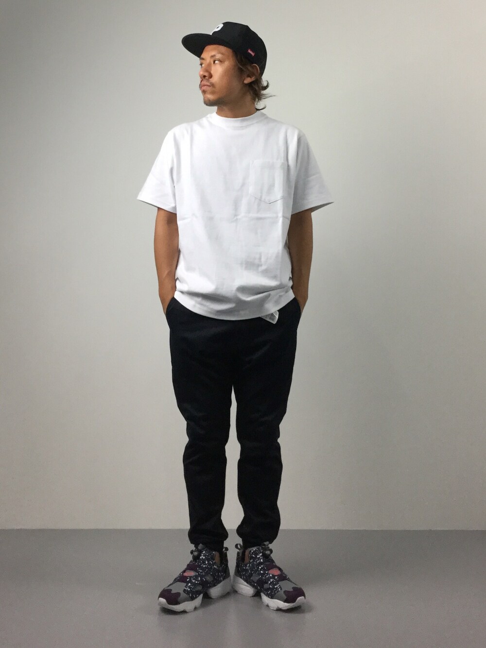 「ビッグシルエット、キャップ、スポーツミックス、ポンプフューリー、夏コーデ、サマースタイル」｜「FATのHEAVITILITEE（Tシャツ/カットソー、ホワイト系）」を使った、B-chanさん（メンズ・168cm）の夏コーディネートの1枚目の写真