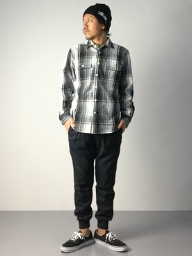 「STUSSY（ステューシー）のアイテム（ニットキャップ/ビーニー）」を使った、B-chanさん（メンズ・168cm）の秋コーディネート