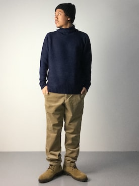 「TOMMY HILFIGER（トミーヒルフィガー）のアイテム（チノパンツ）」を使った、B-chanさん（メンズ・168cm）の秋コーディネート
