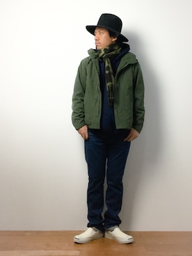 「unrelaxing（アンリラクシング）のアイテム（パーカー）」を使った、B-chanさん（メンズ・168cm）の冬コーディネート