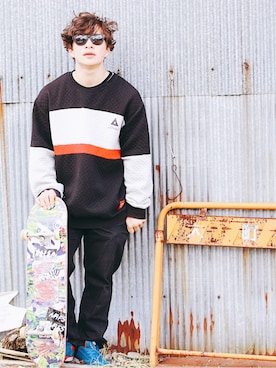 「DVS（ディーブイエス）のアイテム（スニーカー）」を使った、holyさん（メンズ・167cm）の秋コーディネート
