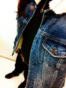 「Marc by Marc Jacobs（マークバイマークジェイコブス）のアイテム（アクセサリー）」を使った、makaさん（レディース・160cm・10代）の冬コーディネート