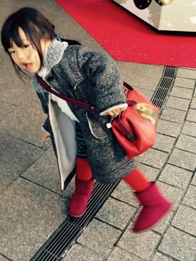 「GLOBAL WORK（グローバルワーク）のアイテム（スカート、グレー系）」を使った、リアーナさん（キッズ・120cm）の冬コーディネート
