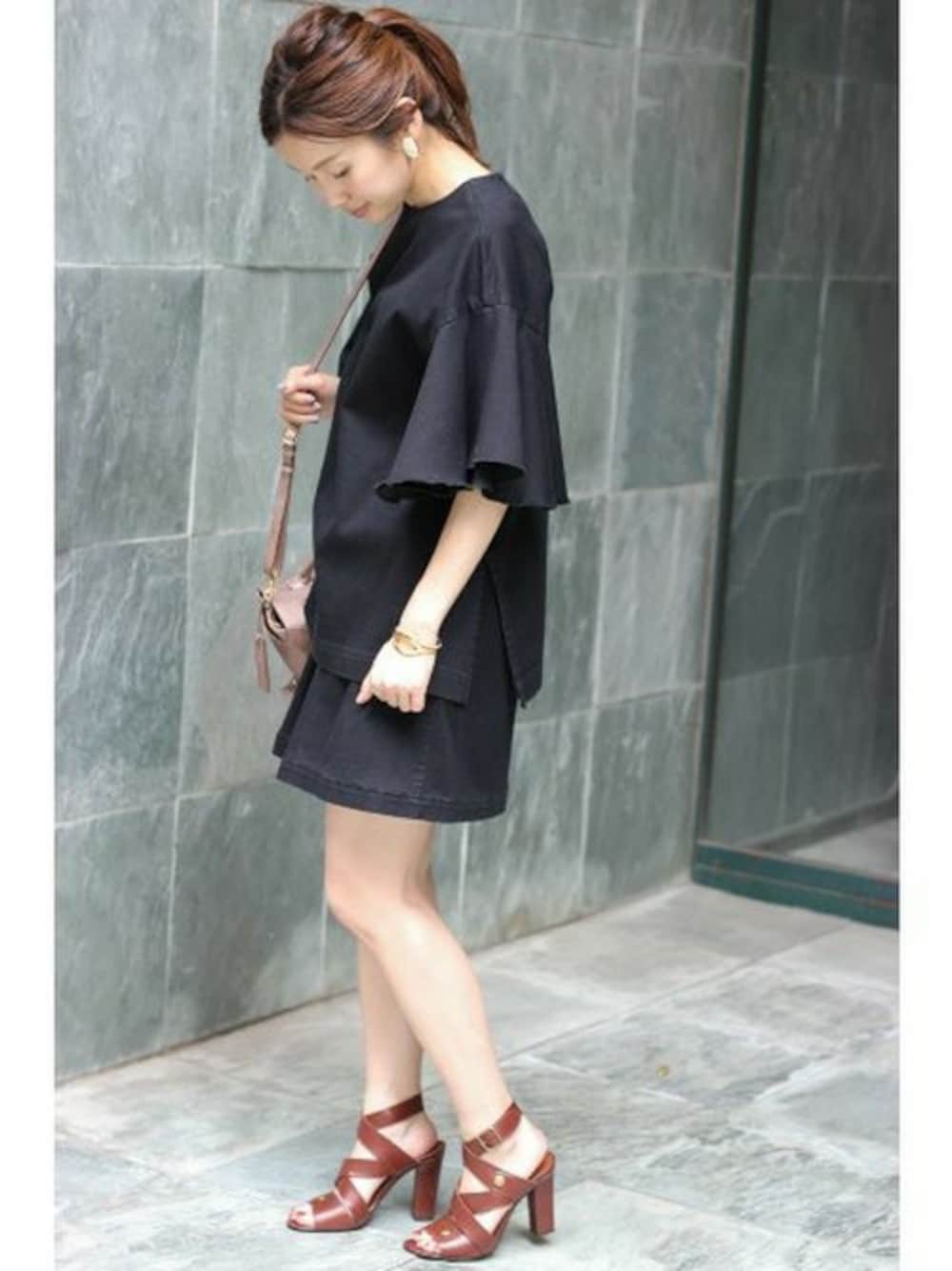 IENA（イエナ）の「IENA×Naoko Tsuji DENIM ラッフル トップス