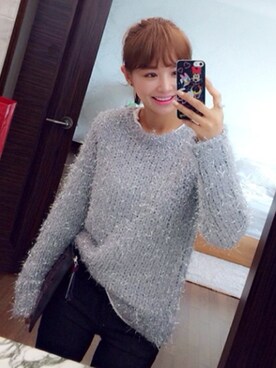 「オールグレー」｜「アイテム（デニムパンツ）」を使った、jihyun_imvelyさん（レディース・163cm）の秋コーディネート