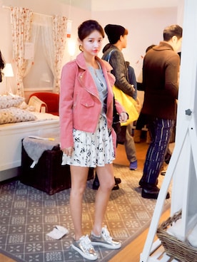 「imvely」｜「アイテム（カバーオール）」を使った、jihyun_imvelyさん（レディース・163cm）の冬コーディネート