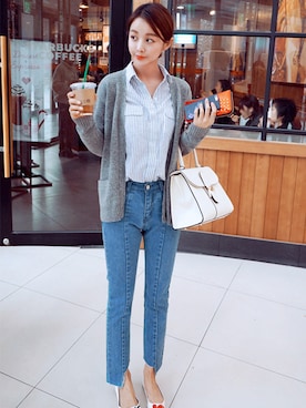「オールグレー」｜「アイテム（デニムパンツ）」を使った、jihyun_imvelyさん（レディース・163cm）の春コーディネート