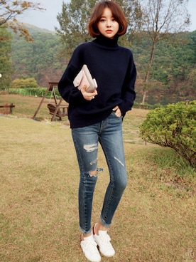 「imvely（-）のアイテム（ニット/セーター）」を使った、jihyun_imvelyさん（レディース・163cm）の秋コーディネート