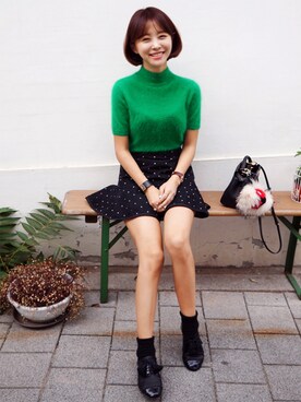 「imvely（-）のアイテム（ニット/セーター）」を使った、jihyun_imvelyさん（レディース・163cm）の秋コーディネート