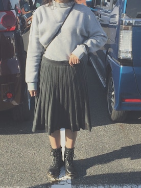 「オールグレー」｜「アイテム（スカート）」を使った、ERiさん（レディース・153cm）の秋コーディネート