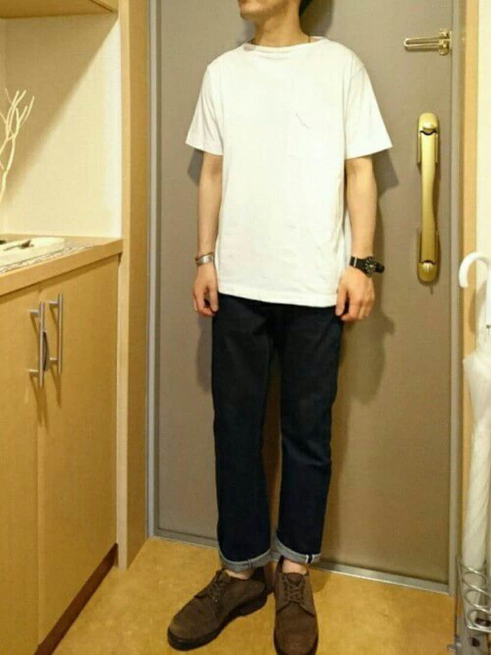 「STILL BY HANDのアイテム（Tシャツ/カットソー、ホワイト系）」を使った、isohさん（メンズ・168cm）の夏コーディネートの1枚目の写真