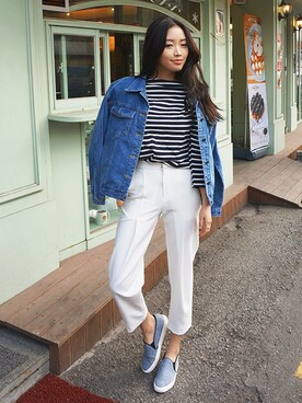 「総柄トップス」｜「アイテム（デニムジャケット）」を使った、STYLENANDAさん（レディース・162cm）の春コーディネート