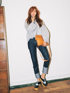 「 ヴィンテージ」｜「アイテム（スウェット）」を使った、STYLENANDAさん（レディース・166cm）の秋コーディネート