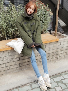 「エコバッグ」｜「アイテム（ダッフルコート）」を使った、STYLENANDAさん（レディース・164cm）の冬コーディネート