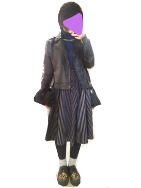 「しまむら（シマムラ）のアイテム（スカート、ブラック系）」を使った、きおさん（レディース・156cm）の秋コーディネート