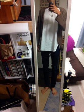 「GRAND GLOBAL（グランドグローバル）のアイテム（カーディガン/ボレロ、ベージュ系）」を使った、ゆーきさん（メンズ・182cm）の秋コーディネート