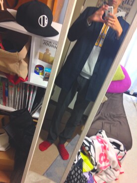 「TESSのアイテム（スラックス、グレー系）」を使った、ゆーきさん（メンズ・182cm）の秋コーディネート