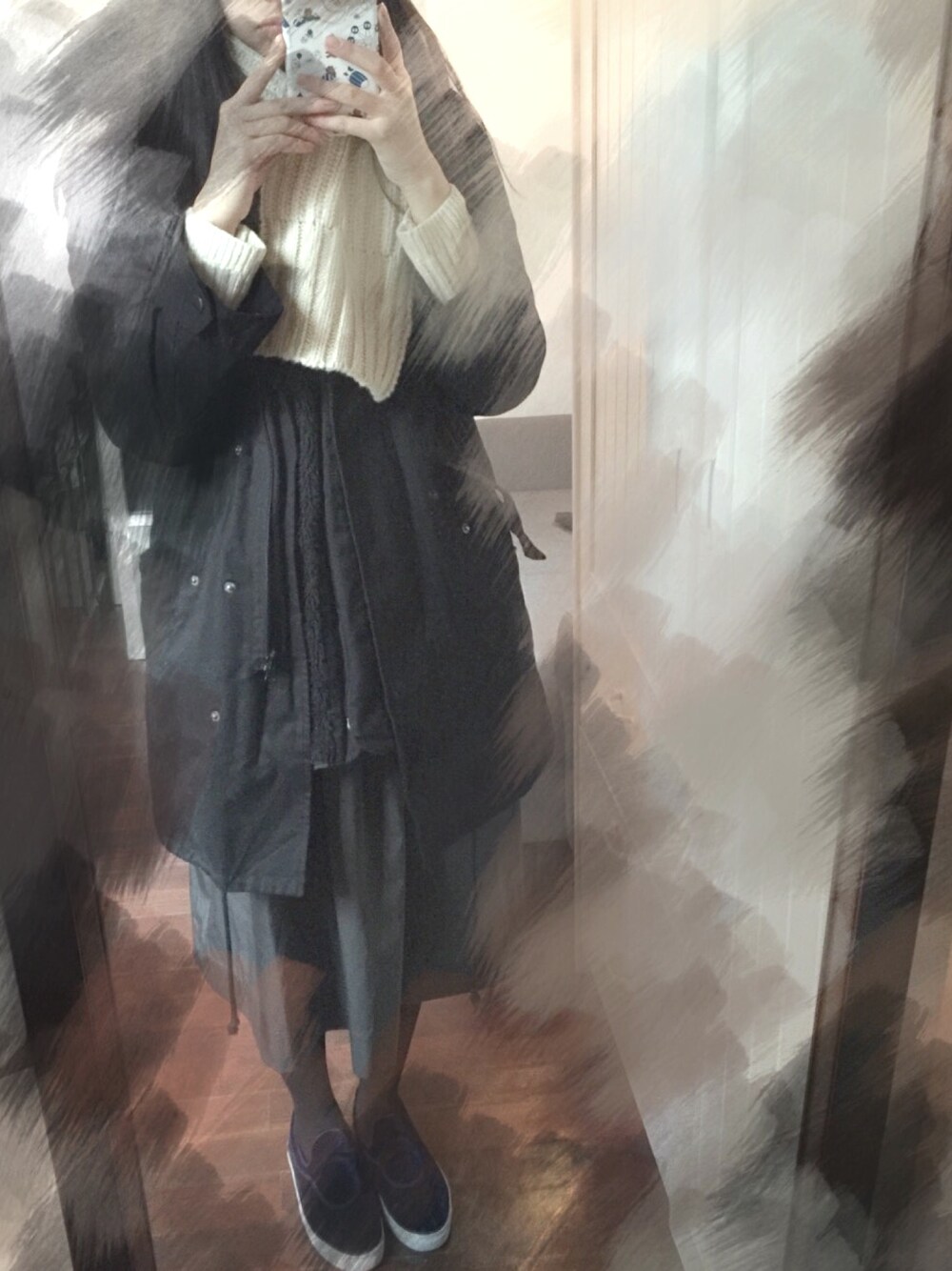 「travel」｜「SuperDryのアイテム（マフラー、ホワイト系）」を使った、ttwisttさん（レディース・166cm）の冬コーディネートの1枚目の写真
