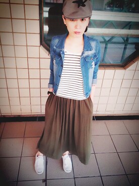 「アイテム（モカシン/デッキシューズ、ホワイト系）」を使った、fifiさん（レディース・170cm）の春コーディネート