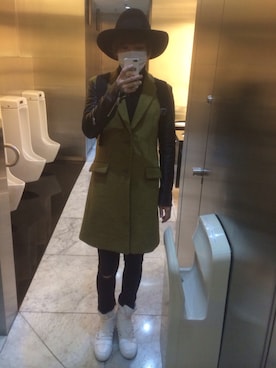 「lot holon（ロットホロン）のアイテム（チェスターコート）」を使った、ゆうやさん（メンズ・173cm）の冬コーディネート