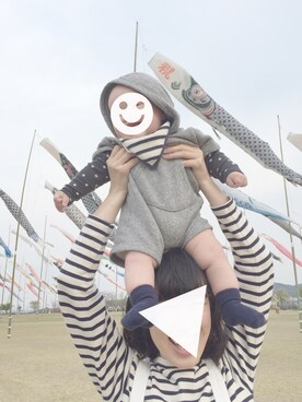 「KBF（ケイビーエフ）のアイテム（オールインワン・サロペット）」を使った、YUKI☻໊*೨⋆*✩さん（キッズ・60cm）の夏コーディネート