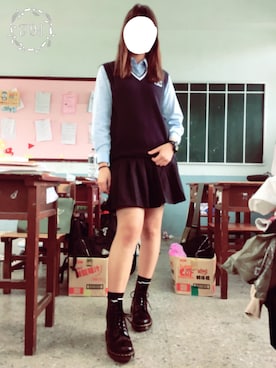 「school」｜「アイテム（腕時計）」を使った、菈菈さん（レディース・173cm）の冬コーディネート