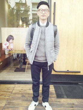 「H&M（エイチ・アンド・エム）のアイテム（ダウンベスト）」を使った、Raymond Youngさん（メンズ・173cm）の冬コーディネート
