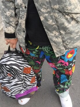 「WILD THINGS（ワイルドシングス）のアイテム（ミリタリージャケット）」を使った、ぶ〜すかさん（メンズ・159cm）の春コーディネート