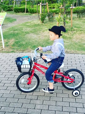 Fei Qiuさんのコーディネート