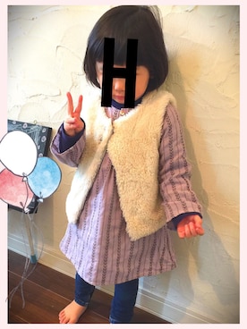 「FITH（フィス）のアイテム（ワンピース）」を使った、まめこさん（キッズ・90cm）の冬コーディネート