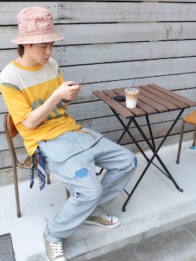 「DISCOVERED（ディスカバード）のアイテム（シューズ）」を使った、AHOMさん（メンズ・175cm）の春コーディネート
