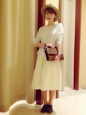 「アイテム（その他シューズ、グレー系）」を使った、Nao Ikezawaさん（レディース・156cm）の冬コーディネート