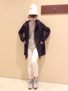 「アイテム（マウンテンパーカー、ブルー系）」を使った、Nao Ikezawaさん（レディース・156cm）の冬コーディネート