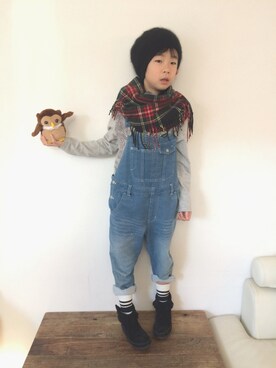 「Smoothy（スムージー）のアイテム（オールインワン・サロペット）」を使った、maiさん（キッズ・123cm）の冬コーディネート