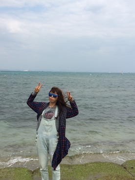 「BEAMS（ビームス）のアイテム（サロペット/オーバーオール）」を使った、すみっこさん（レディース・166cm）の冬コーディネート