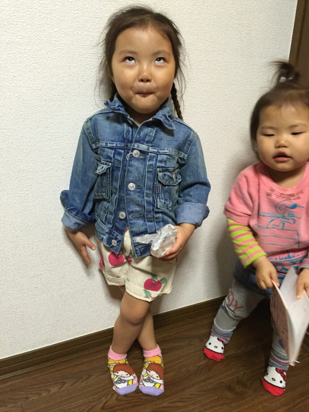 「gotoHollywood、DENIM DUNGAREE、2016SS、4歳、2歳、女の子、Gジャン、春コーデ、ジージャン」｜「GO TO HOLLYWOODのアイテム（デニムジャケット、ブルー系）」を使った、＊M&M＊さん（キッズ・90cm）の冬コーディネートの1枚目の写真