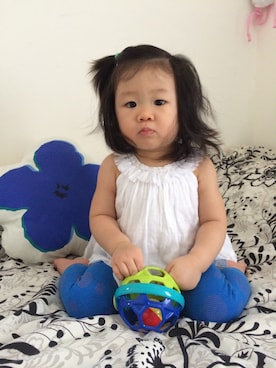 「Cody babyのアイテム（その他パンツ、ブルー系）」を使った、Emilyさん（レディース・158cm）の夏コーディネート