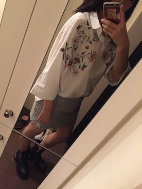 「UNIF」｜「アイテム（スカート）」を使った、やどかりさん（レディース・159cm）の秋コーディネート