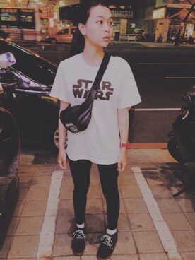 「DC SHOES（ディーシーシューズ）のアイテム（ブラウン系）」を使った、洪君さん（レディース・158cm）の夏コーディネート