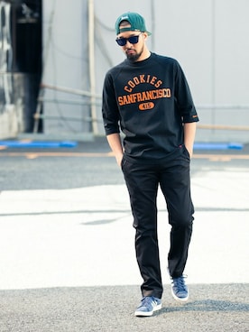 「Back Channel（バックチャンネル）のアイテム（チノパンツ）」を使った、Back Channel®︎さん（メンズ・176cm）の春コーディネート
