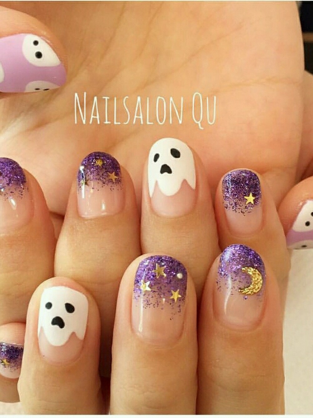 「ネイル ネイルアート ハロウィンネイル おばけ マットネイル」｜「nailsalon Quのアイテム（その他、ピンク系）」を使った、ultra-unaxさん（レディース・164cm）の秋コーディネートの1枚目の写真