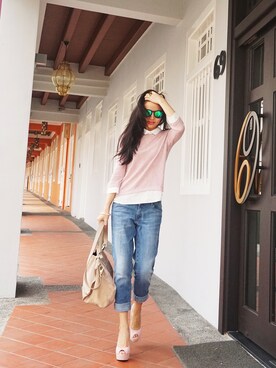 「wearsg」｜「アイテム（ハンドバッグ）」を使った、Cheryl Weeさん（レディース・165cm）の春コーディネート