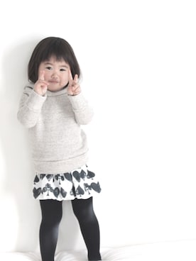 「Mini Rodini（ミニロディーニ）のアイテム（スカート）」を使った、しおさん（キッズ・90cm）の春コーディネート