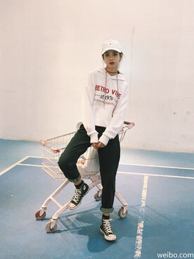 余小余さんのコーディネート