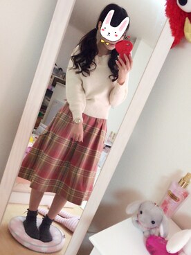 「アイテム（アナログ腕時計、ピンク系）」を使った、はかまんじゅうさん（レディース・156cm）の冬コーディネート