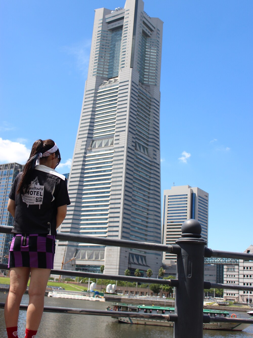 「ロカビリー、Tシャツ、タイトスカート、横浜」｜「HYSTERIC GLAMOURのボーリングシャツ（シャツ/ブラウス、ブラック系）」を使った、ＤＡＳＨＩＹＵさん（レディース・156cm）の夏コーディネートの1枚目の写真