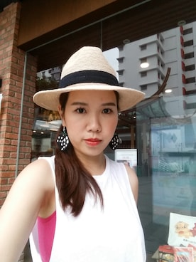 「MONKI（モンキ）のアイテム（イヤリング）」を使った、KoDyHoさん（レディース・163cm）の夏コーディネート