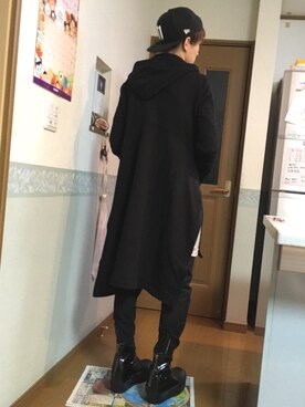 「DRKSHDW by RICK OWENS（ダークシャドウ バイ リックオウエンス）のアイテム（パーカー）」を使った、ぺん太郎2さん（メンズ・171cm）の秋コーディネート