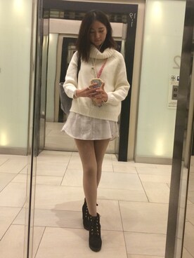 「SNIDEL（スナイデル）のアイテム（チュニック）」を使った、Yolandaさん（レディース・170cm）の冬コーディネート